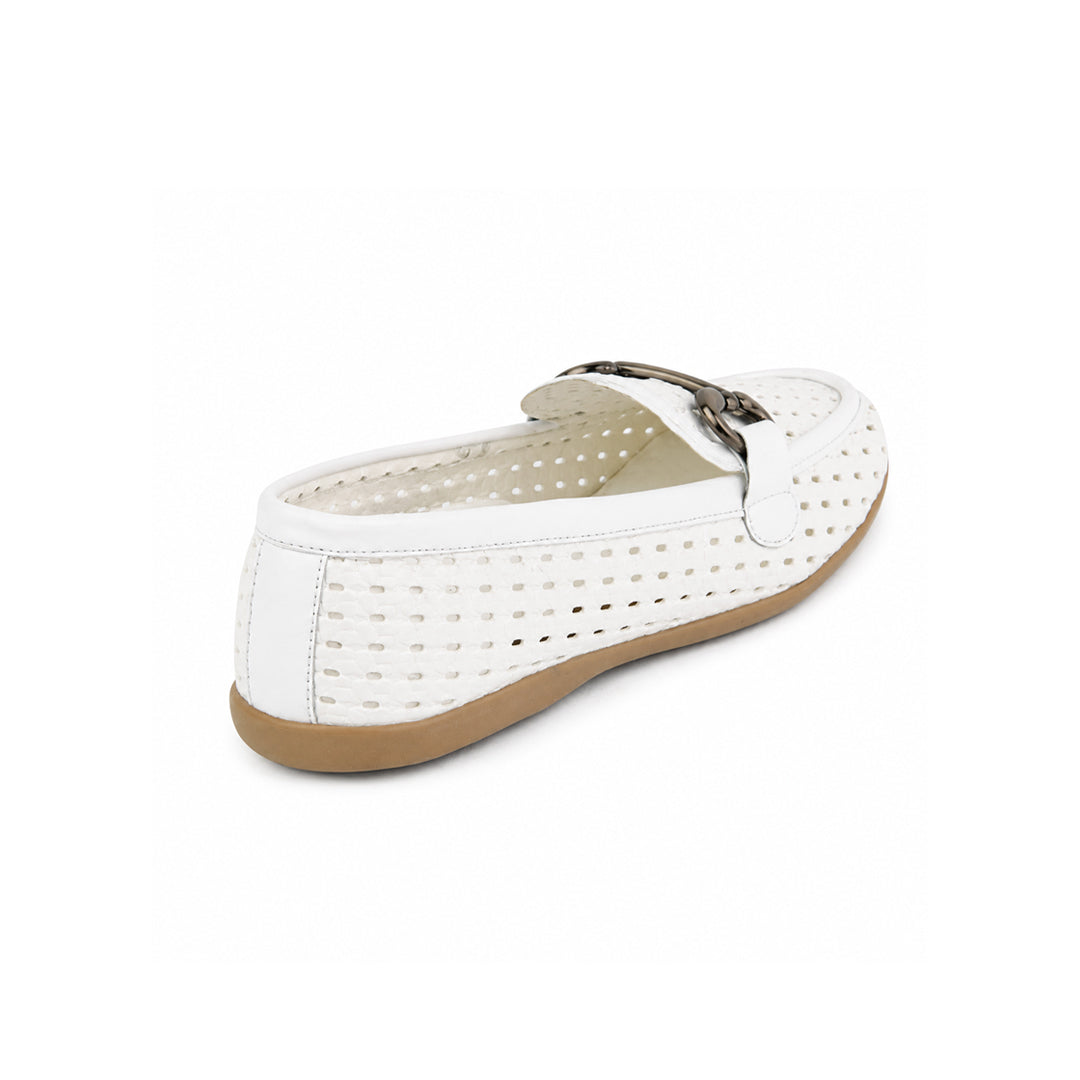 flat shoes