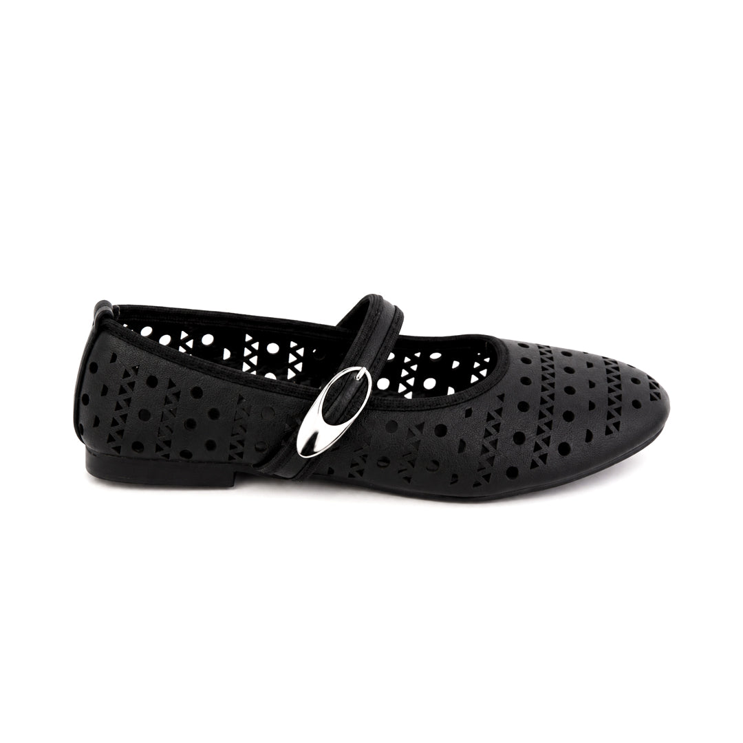 flat shoes