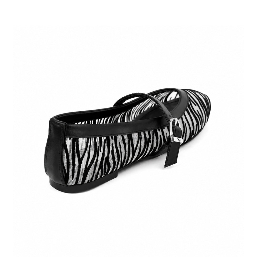 flat shoes