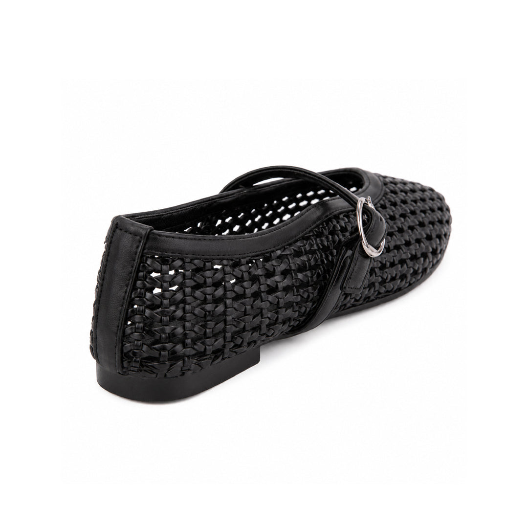flat shoes