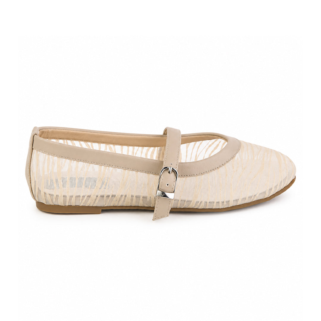 flat shoes