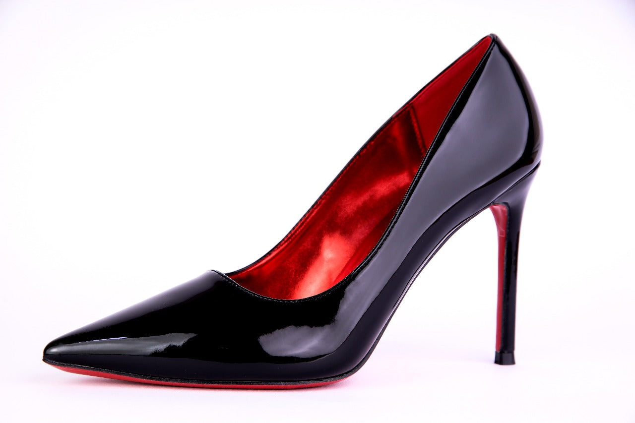 Christian Louboutin So Kate Pumps