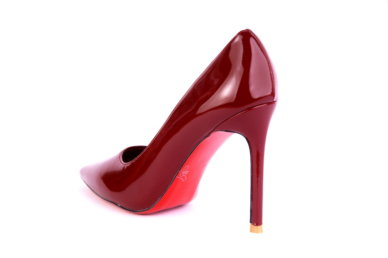Christian Louboutin So Kate Pumps