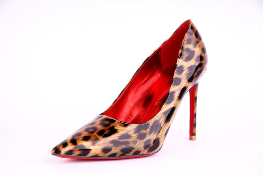 Christian Louboutin So Kate Pumps